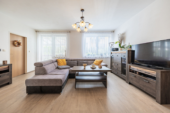 Pronájem bytu 2+kk v osobním vlastnictví 61 m², Jinočany