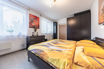 Pronájem bytu 2+kk v osobním vlastnictví 61 m², Jinočany