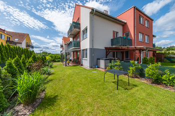Pronájem bytu 2+kk v osobním vlastnictví 61 m², Jinočany
