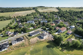 Dům a okolí domu - Prodej domu 104 m², Strančice