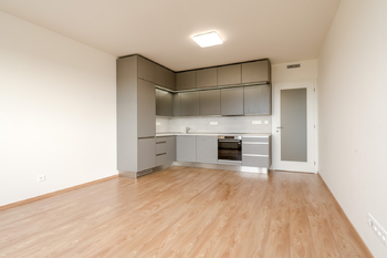 Pronájem bytu 2+kk v osobním vlastnictví 57 m², Praha 4 - Kamýk