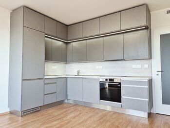 Pronájem bytu 2+kk v osobním vlastnictví 58 m², Praha 4 - Kamýk