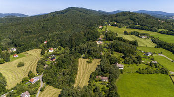Prodej pozemku 5528 m², Krhová