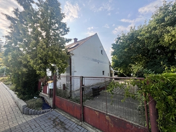 Prodej domu 89 m², Postoloprty