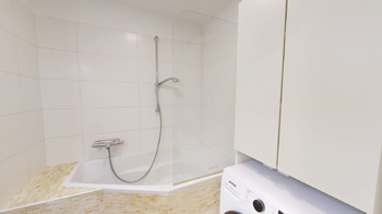 koupelna - Prodej bytu 3+1 v družstevním vlastnictví 71 m², Praha 10 - Záběhlice