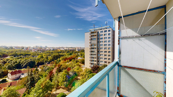 výhled z lodžie - Prodej bytu 3+1 v družstevním vlastnictví 71 m², Praha 10 - Záběhlice