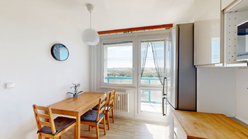 kuchyň s lodžií - Prodej bytu 3+1 v družstevním vlastnictví 71 m², Praha 10 - Záběhlice