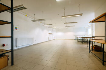 Prodej výrobních prostor 360 m², Třebíč