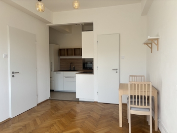 Pronájem bytu 2+kk v osobním vlastnictví 48 m², Praha 6 - Střešovice