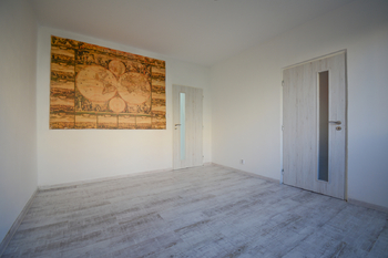 Pokoj 3 - Pronájem bytu 4+1 v osobním vlastnictví 94 m², Hradec Králové