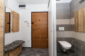 Prodej bytu 2+kk v osobním vlastnictví 49 m², Praha 4 - Chodov