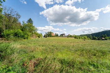 Prodej pozemku 1222 m², Hlásná Třebaň