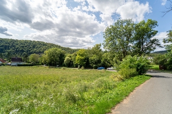 Prodej pozemku 1222 m², Hlásná Třebaň