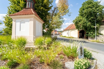 Prodej pozemku 1222 m², Hlásná Třebaň