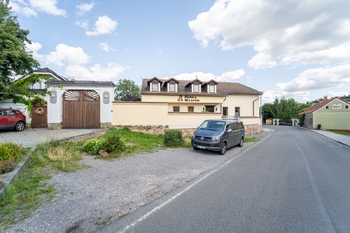 Prodej pozemku 1222 m², Hlásná Třebaň