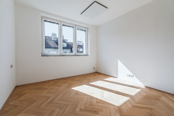 LOŽNICE - Pronájem bytu 2+1 v osobním vlastnictví 58 m², Praha 10 - Strašnice