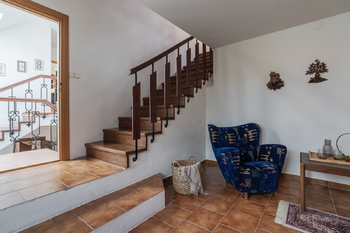 Prodej domu 371 m², Kořenec