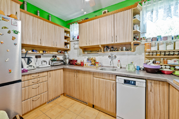 Prodej domu 290 m², Sedlec-Prčice