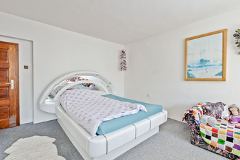 Prodej domu 290 m², Sedlec-Prčice