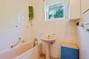 Prodej domu 290 m², Sedlec-Prčice