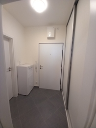 Pronájem bytu 1+kk v družstevním vlastnictví 33 m², Praha 9 - Střížkov