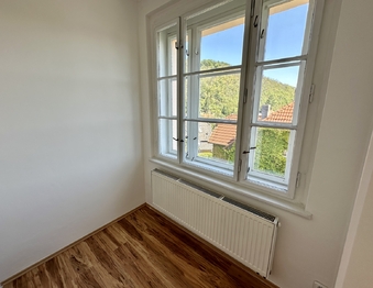 Prodej bytu 2+1 v osobním vlastnictví 57 m², Praha 5 - Velká Chuchle