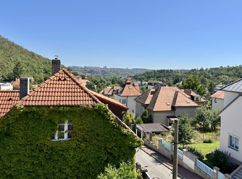 Prodej bytu 2+1 v osobním vlastnictví 57 m², Praha 5 - Velká Chuchle