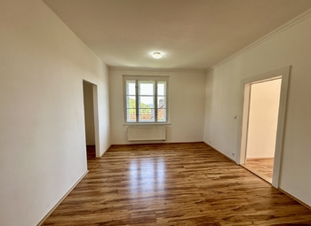 Prodej bytu 2+1 v osobním vlastnictví 57 m², Praha 5 - Velká Chuchle