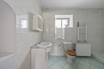 Prodej domu 231 m², Bolehošť