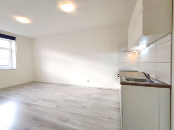 Prodej bytu 1+kk v osobním vlastnictví 32 m², Milovice