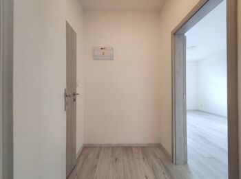 Prodej bytu 1+kk v osobním vlastnictví 32 m², Milovice