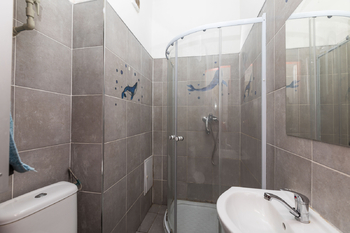Byt 2+kk v 4 NP - Prodej nájemního domu 435 m², Ústí nad Labem