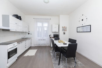 Byt 3+kk v 4 NP - Prodej nájemního domu 435 m², Ústí nad Labem