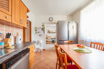 Prodej bytu 3+1 v osobním vlastnictví 83 m², Černá Hora