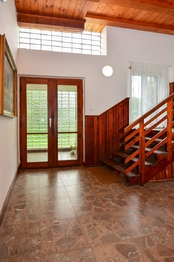 Prodej domu 202 m², Hostivice