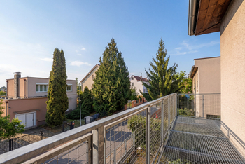 Prodej domu 202 m², Hostivice