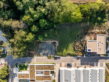 Prodej pozemku 969 m², Praha 6 - Lysolaje