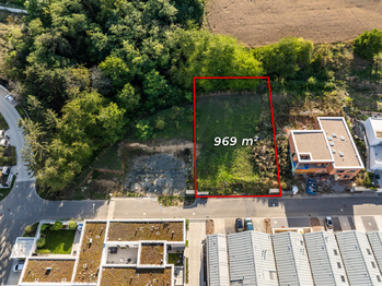 Prodej pozemku 1353 m², Praha 6 - Lysolaje