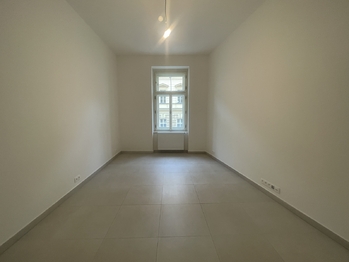Pronájem bytu 1+1 v osobním vlastnictví 35 m², Praha 2 - Nové Město