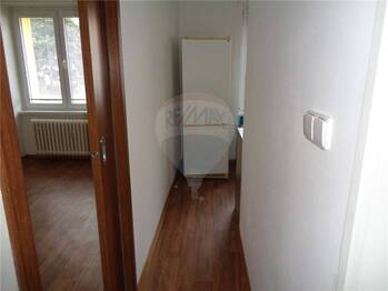 detail - Pronájem bytu 1+1 v družstevním vlastnictví 33 m², Praha 5 - Radotín