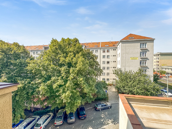 Prodej bytu 3+1 v osobním vlastnictví 84 m², Praha 10 - Vršovice
