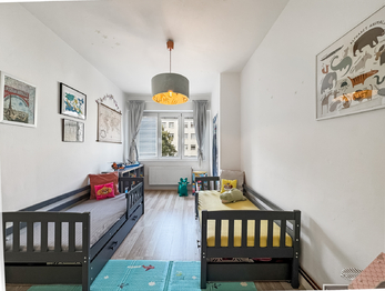 Prodej bytu 3+1 v osobním vlastnictví 84 m², Praha 10 - Vršovice