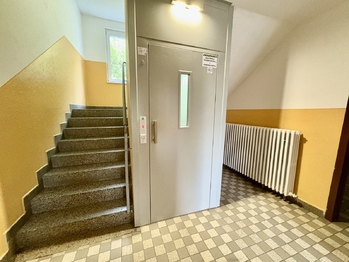 Pronájem bytu 2+kk v družstevním vlastnictví 49 m², Vimperk