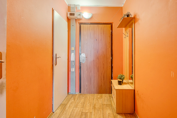 Prodej bytu 2+kk v osobním vlastnictví 42 m², Praha 5 - Stodůlky