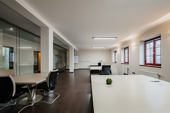 Prodej kancelářských prostor 214 m², Tábor