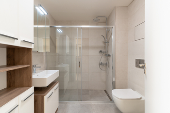 koupelna - Pronájem bytu 2+kk v osobním vlastnictví 52 m², Praha 4 - Chodov