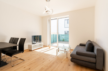obývací pokoj - Pronájem bytu 2+kk v osobním vlastnictví 52 m², Praha 4 - Chodov