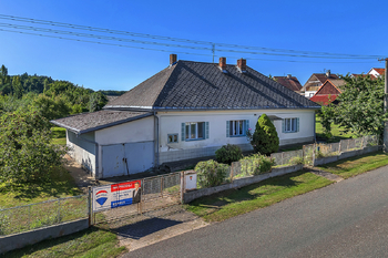 Prodej domu 157 m², Mžany