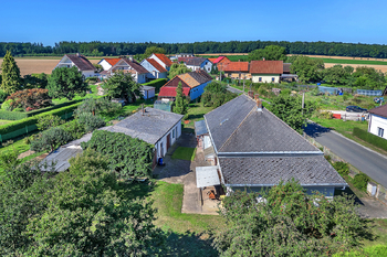 Prodej domu 157 m², Mžany