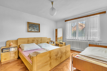 Prodej domu 157 m², Mžany